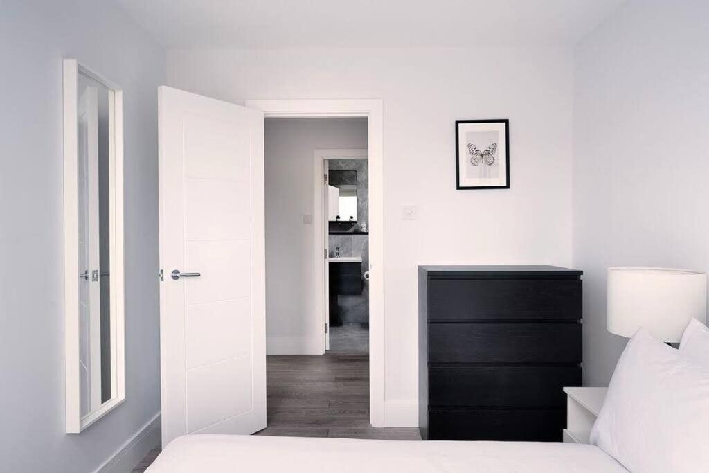 Charming Apartment In The Pleydell Estate Londres Extérieur photo